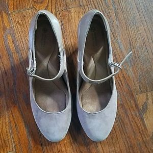 Giani Bernini Taupe Suede Pumps